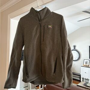 L.L. Bean Men's zip up slightly fitted S Reg great condition